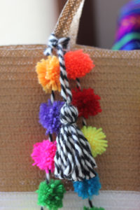 how to make your own diy pom pom bag